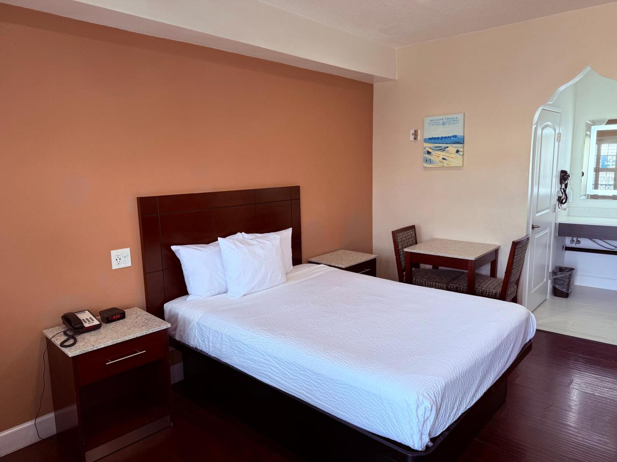 แทรเวลลอดจ์ บาย วินด์แฮม ฮาร์เบอร์ซิตี้ Hotel ลอสแอนเจลิส ภายนอก รูปภาพ